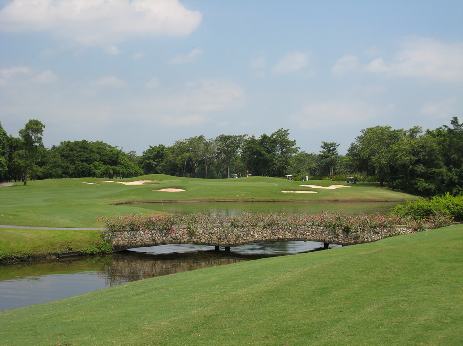 Navatanee Golf Course